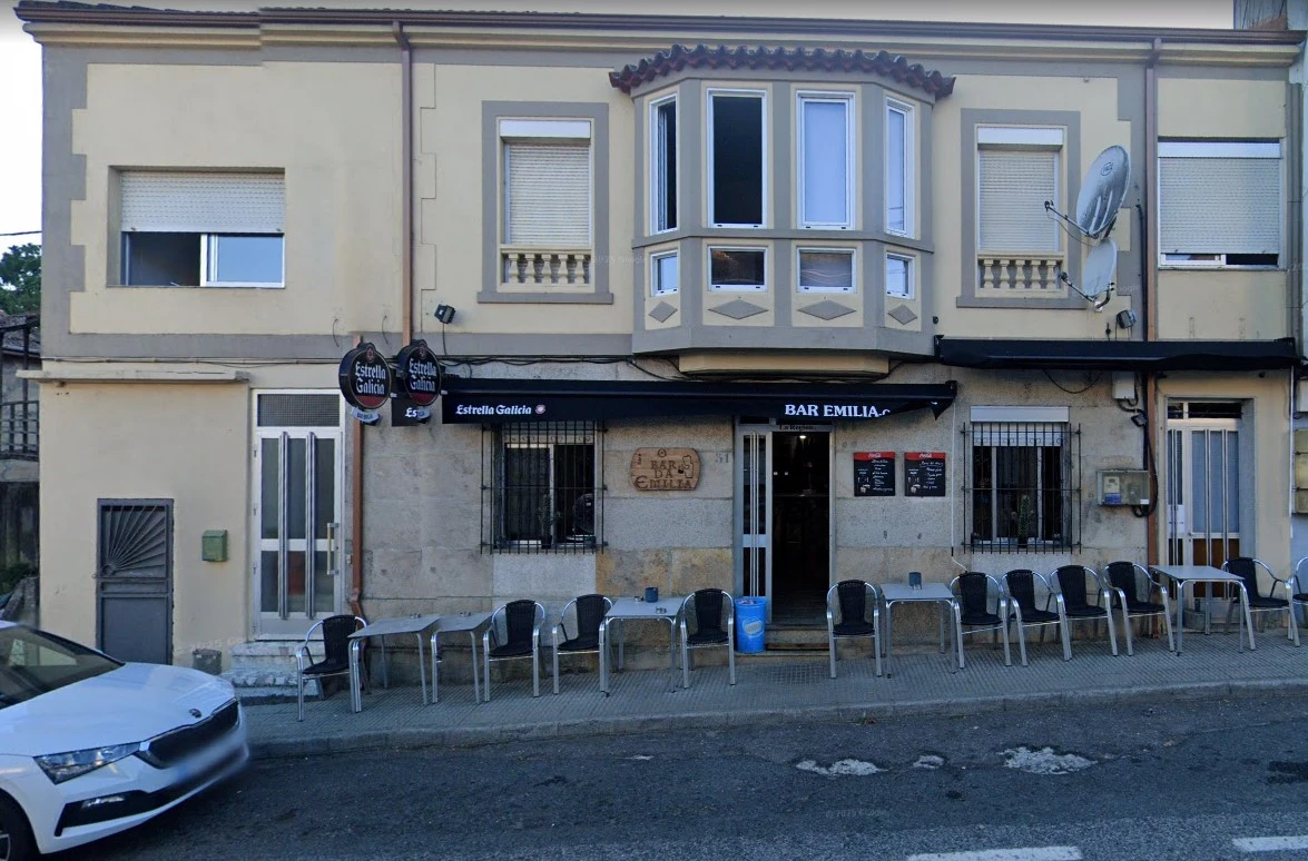 ostrasnos-2 Bar Emilia - Frontal Bar